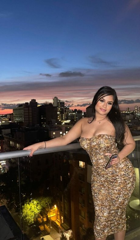 shegotdesiress jolie étoile des photos