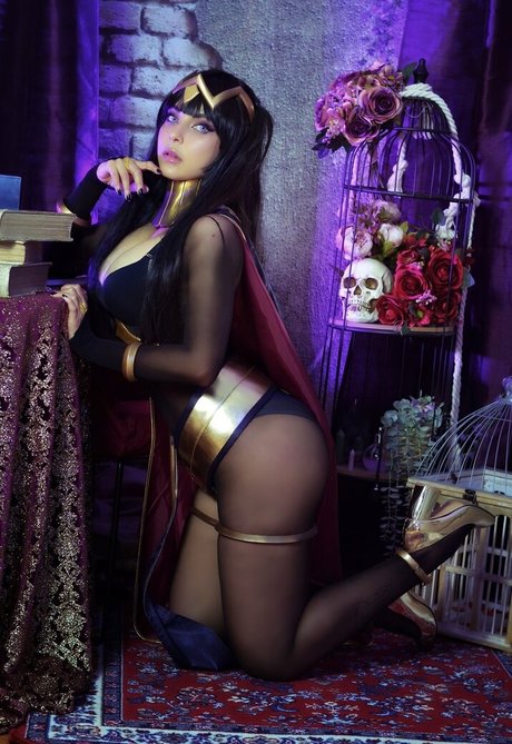 Shermie Cosplay jolie actrice photos