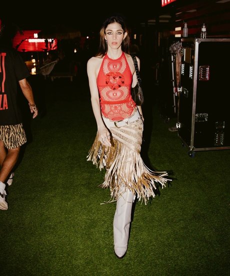 Caroline Polachek actrice sexy photos