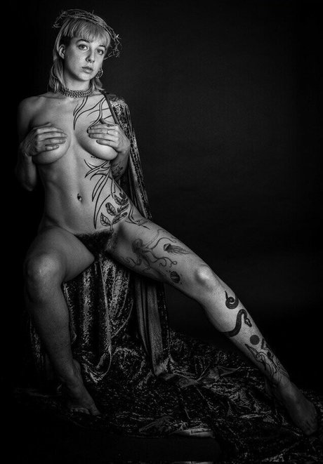 baisers lesbiens onlyfans très chaud photos