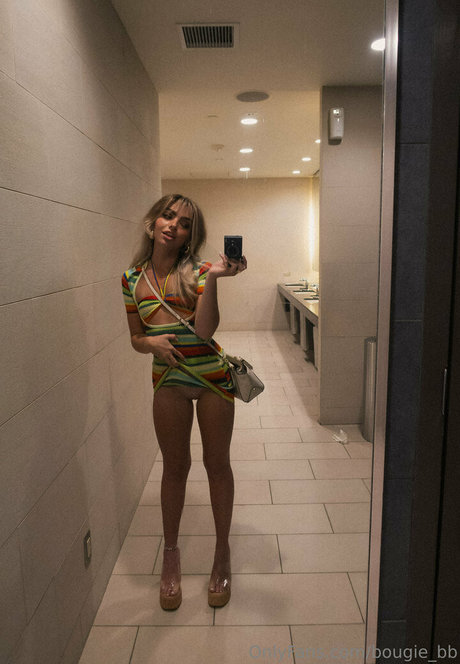 Brie Belle étoile sexy des photos