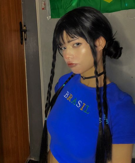 Vamp car belle actrice img