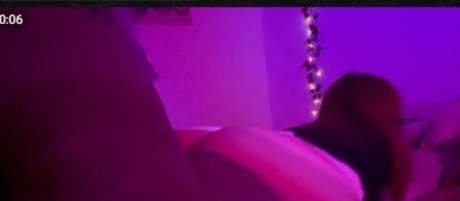 pawg ébène uniquementfans haut des photos