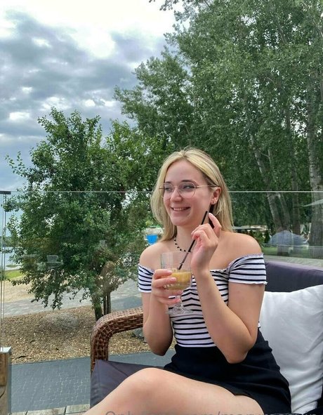 maryrosevip star pornographique archive