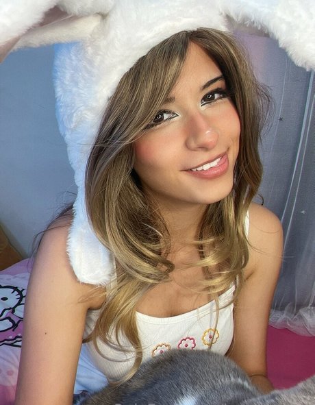 cul écarté onlyfans meilleur sympa photo