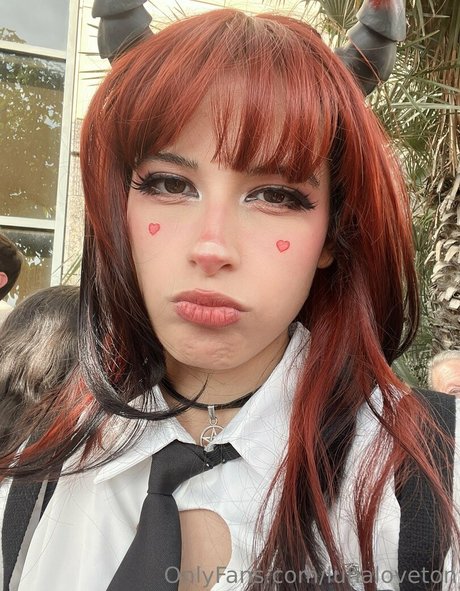 pom-pom girl nue onlyfans sexe artistique images