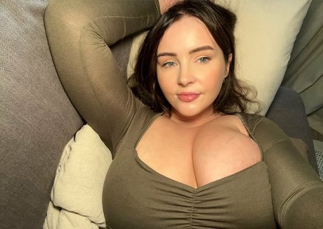 blonde aux gros seins onlyfans joli porno galerie