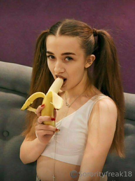 sororityfreak18 star pornographique images