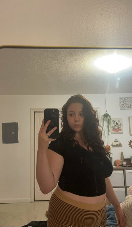 lowkeybabyyy beau modèle des photos