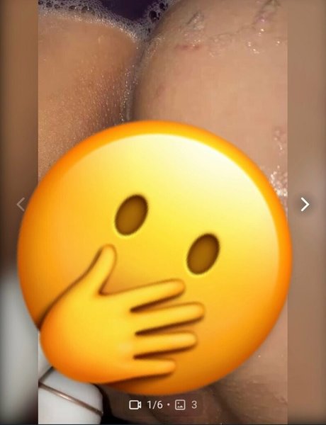 lanasmithofficial étoile nue des photos