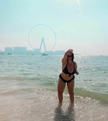 Rebecca Shortt sexe star archive