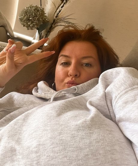 Rebecca Shortt modèle gratuit galeries