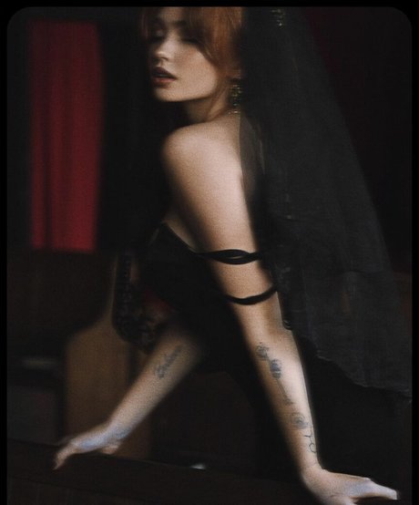 maman fils onlyfans nus chauds images