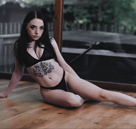 ohshannonsucks star exclusive images