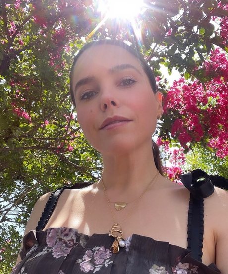 Sophia Bush actrice exclusive image