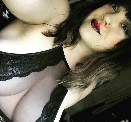 latina solo onlyfans art parfait image