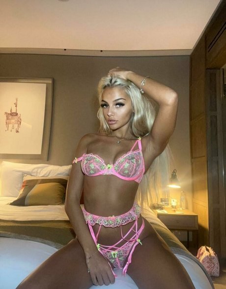 tinkerbell230 modèles nus images