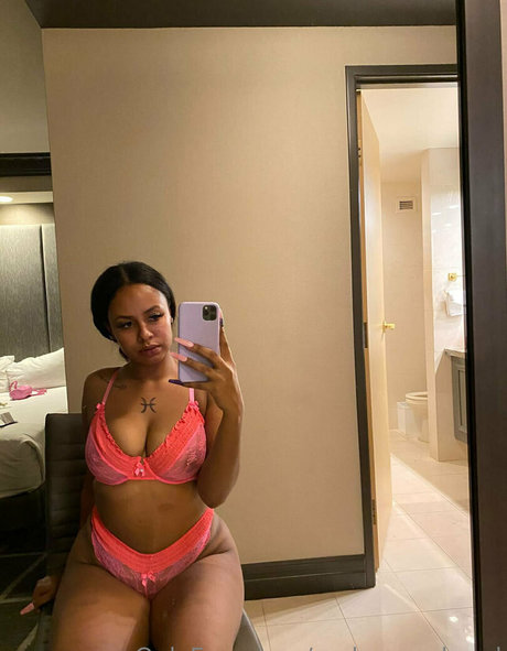 lesbiennes noires onlyfans jolie et gratuite image