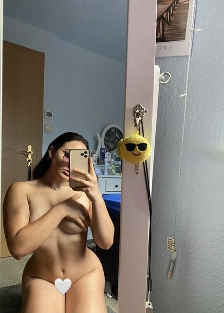 pieds de grand-mère uniquementfans nus hd image