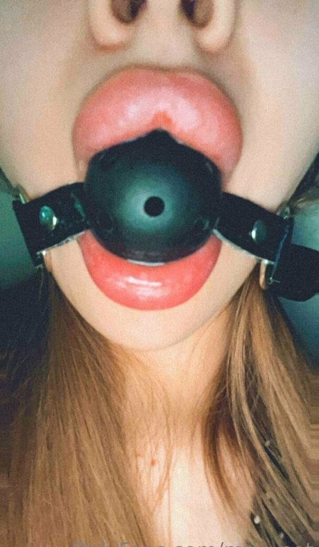 may not mannequin galeries