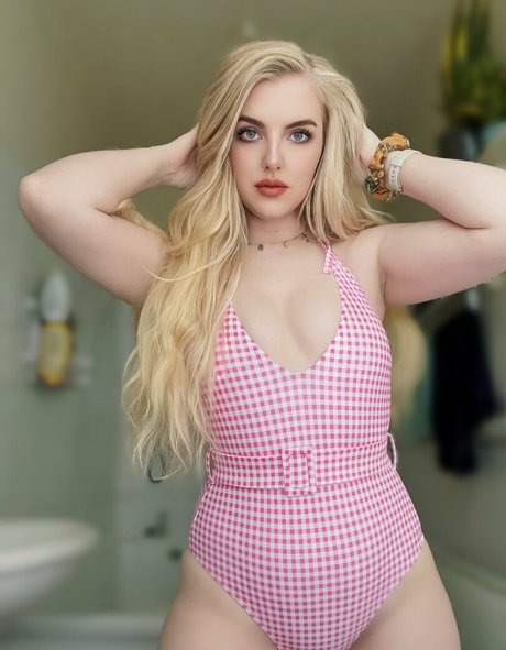 bobbybooxo étoile nue image