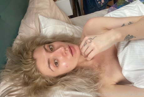 Maddy Cake belle star du porno galeries