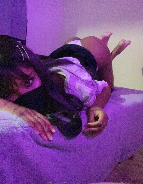 Viollet Collins star du porno photo