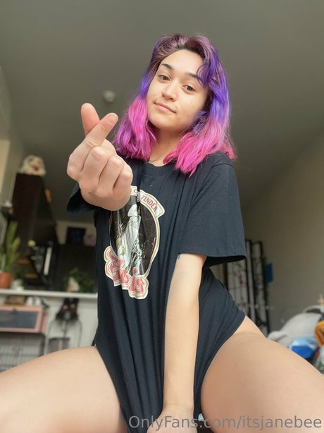 Jane Bee haut modèle photos