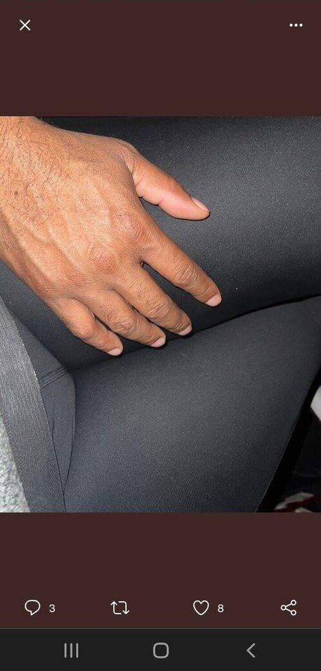 jolie ébène onlyfans haut sexy photos