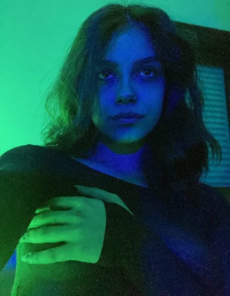 cleoisaway star du porno adulte image