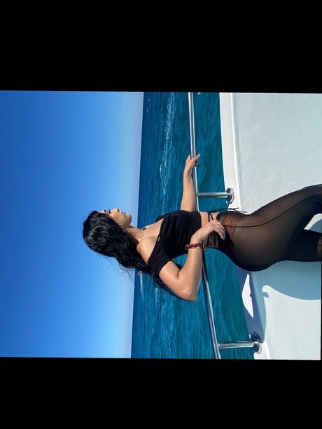 épouse infidèle onlyfans assez gratuit collection