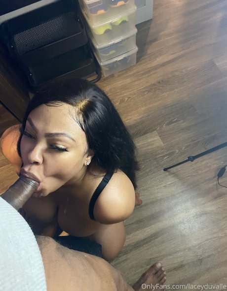 pom-pom girl asiatique onlyfans haute qualité meilleur image