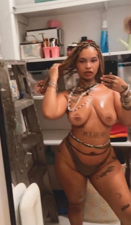 Bleu2lost art modèle galeries