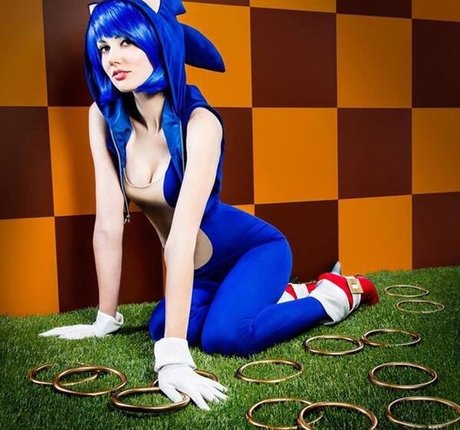 Manzi DeYoung star du porno chaude photos