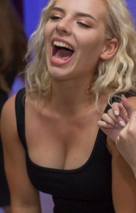 jeu de rôle dinfirmière uniquement pour les fans pornographique érotique img