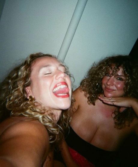 filles webcam onlyfans art gratuit des photos