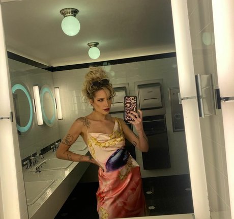 Halsey actrice exclusive galeries