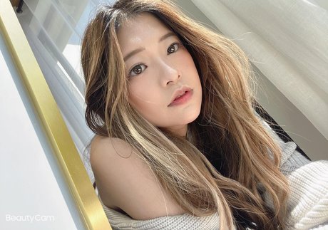 Kkatamina modèle gratuit des photos