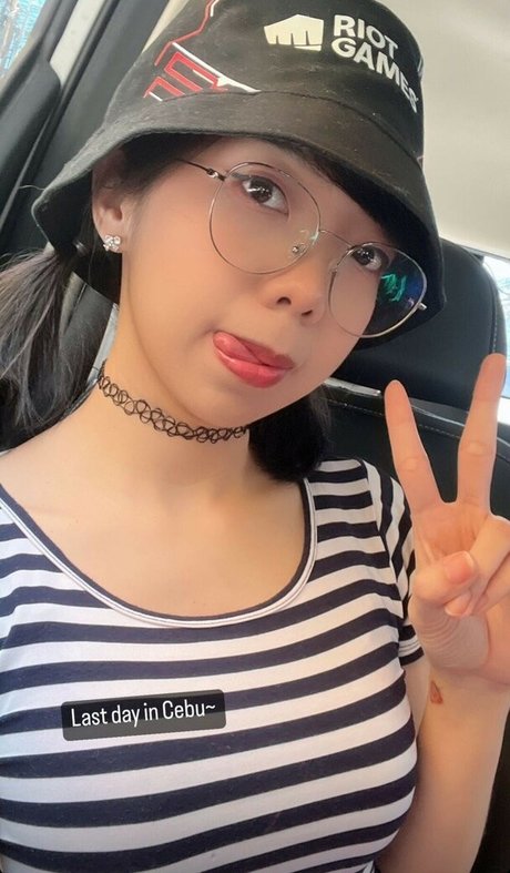 fans de chatte blanche uniquement chaud en haute qualité img