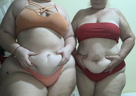 twinsmaison star du porno nue photos