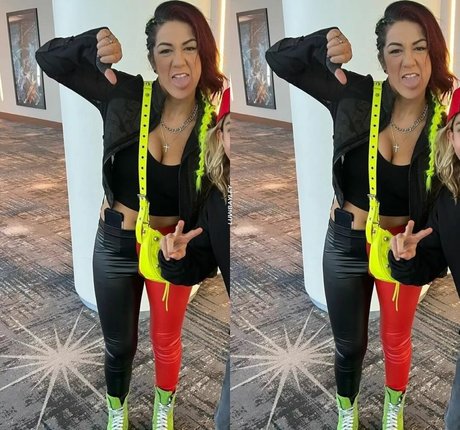 Bayley art de star du porno galeries