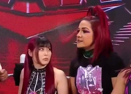 Bayley modèle joli image