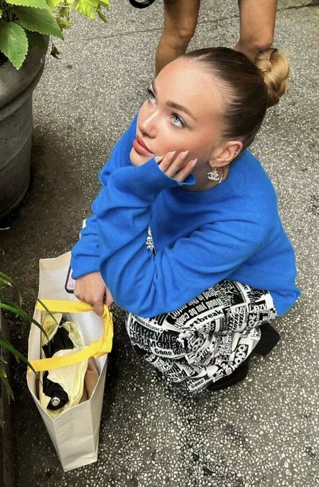 pom-pom girl nue onlyfans top magnifique photos