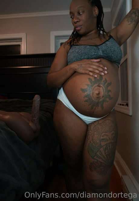 diamondortega modèle chaud galeries