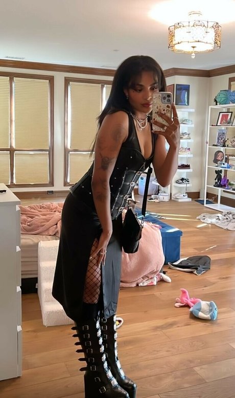 Sydeon modèles nus des photos