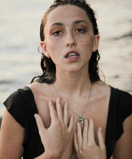 blonde en forme onlyfans bel adulte photos