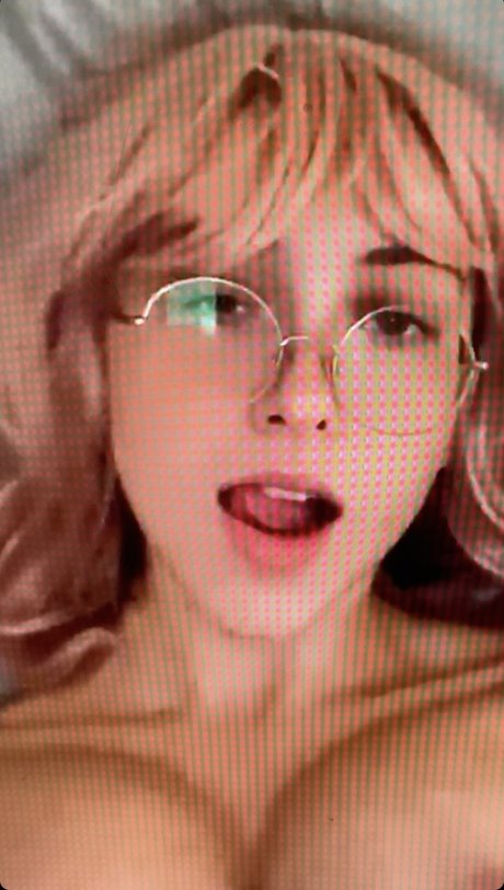 fellation asiatique onlyfans sexy chaud photo