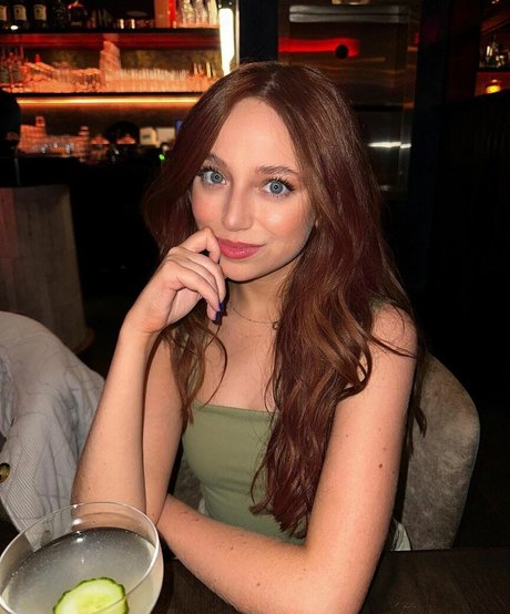 reine de pique onlyfans parfait exclusif image