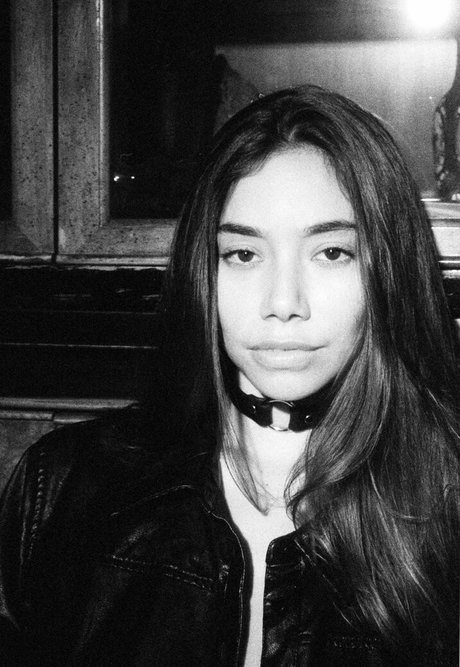 Desiree Flores étoile de haute qualité archive