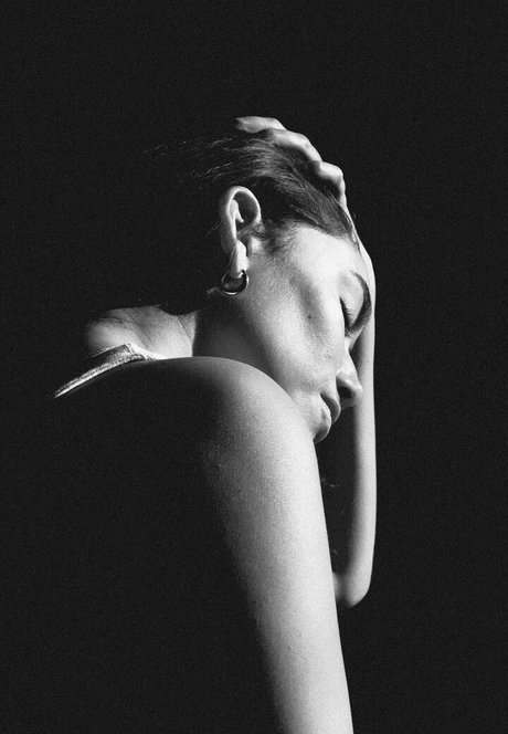 Desiree Flores modèle xxx image